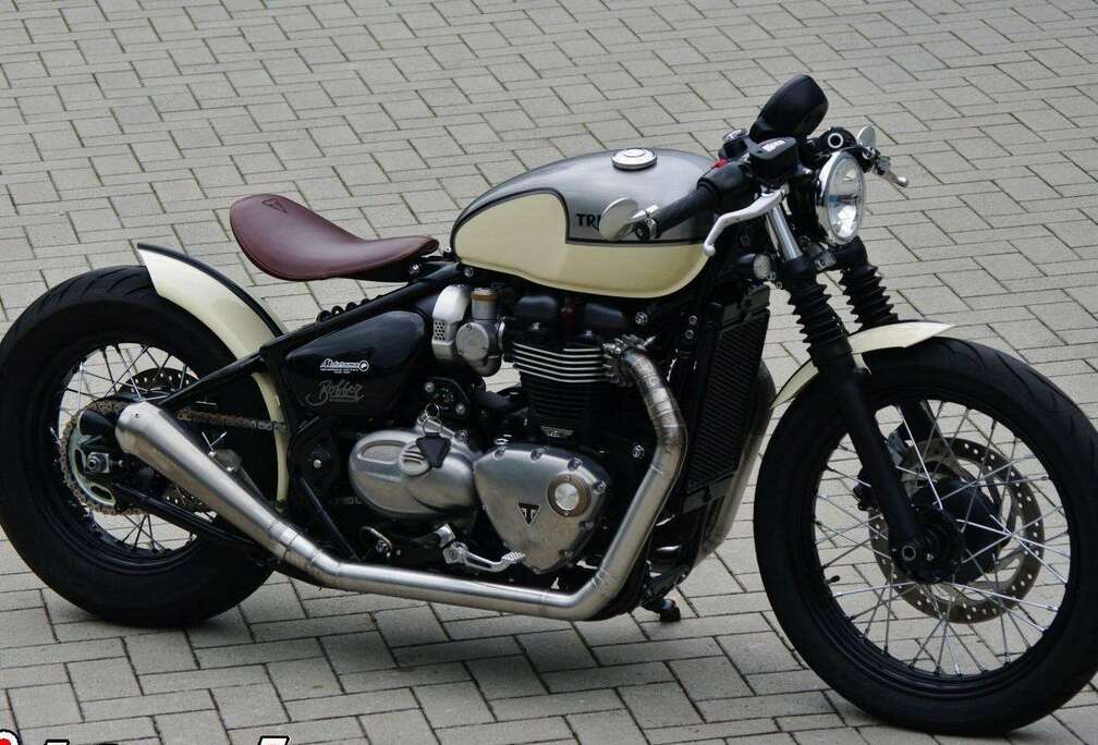 Triumph 1200