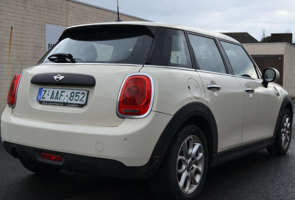 MINI Automaat / 5 Deurs / Airco / Alu / Cruise control / Perfect !
