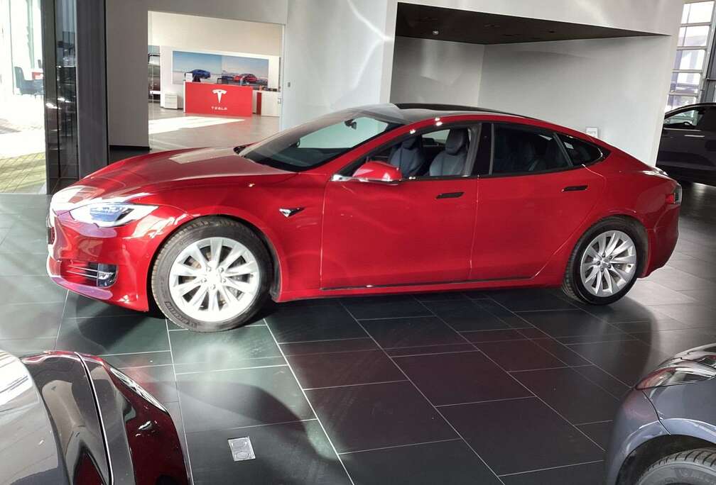 Tesla 75 kWh Dual Motor