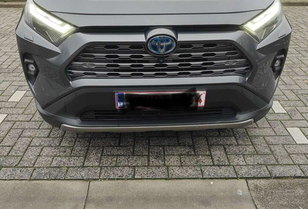 Toyota 2.5 4x4 Hybrid premium plus