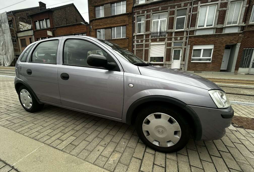 Opel 1.2i XEP 16v Essentia