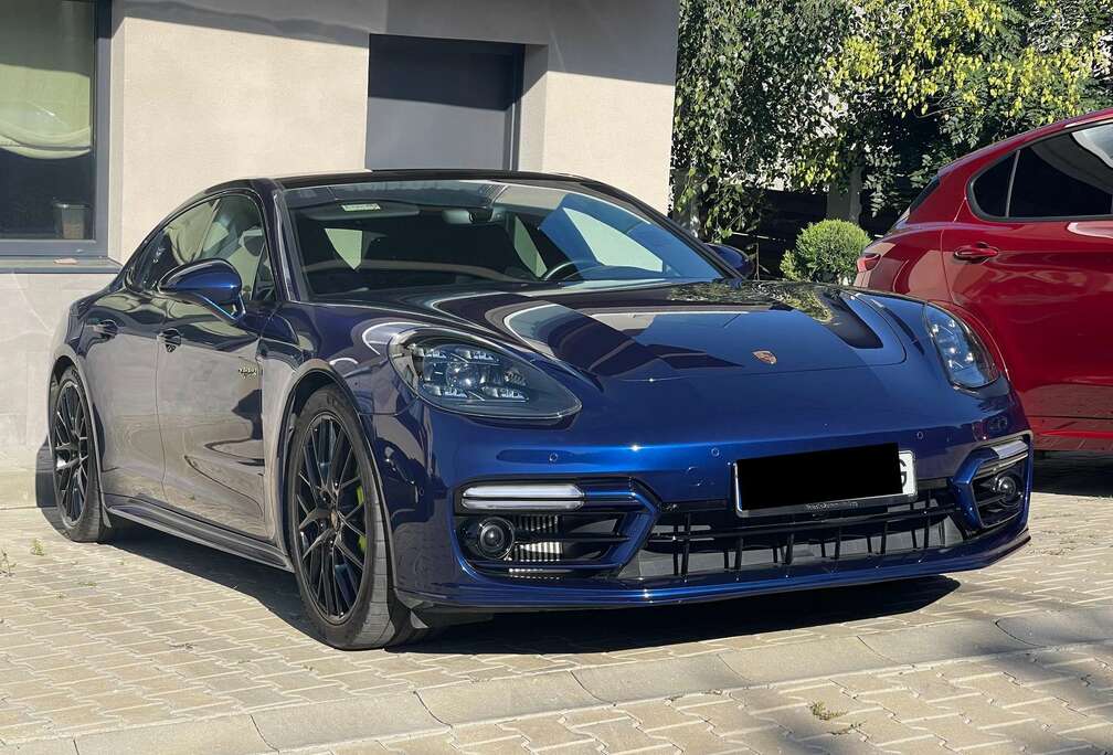 Porsche EUR 192k Spec: Panamera 4S e-Hybrid Rear Axle Steer/Burmester/360deg/PASM