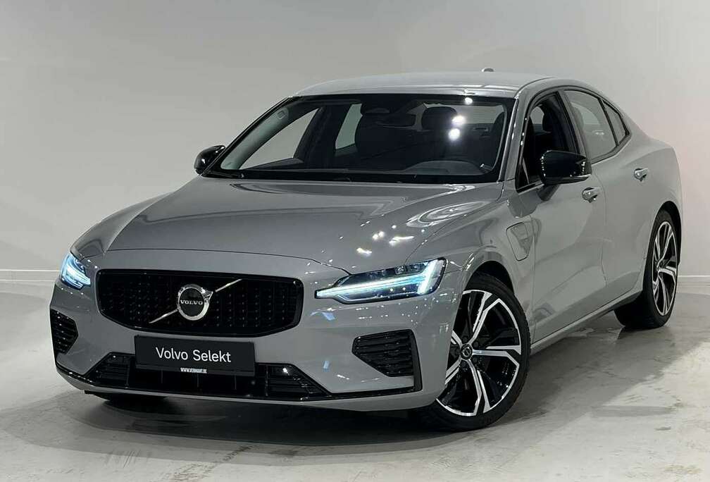 Volvo T8 Recharge Plus Dark