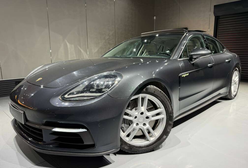 Porsche Panamera 4  e-Hybrid 3.0i V6 Tiptronic S/TOIT PANORAMIQUE/PACK SPORT CHRONO/XENON LED//