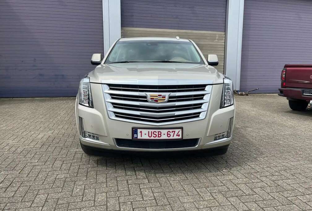 Cadillac 6.2 V8 ESV Platinum