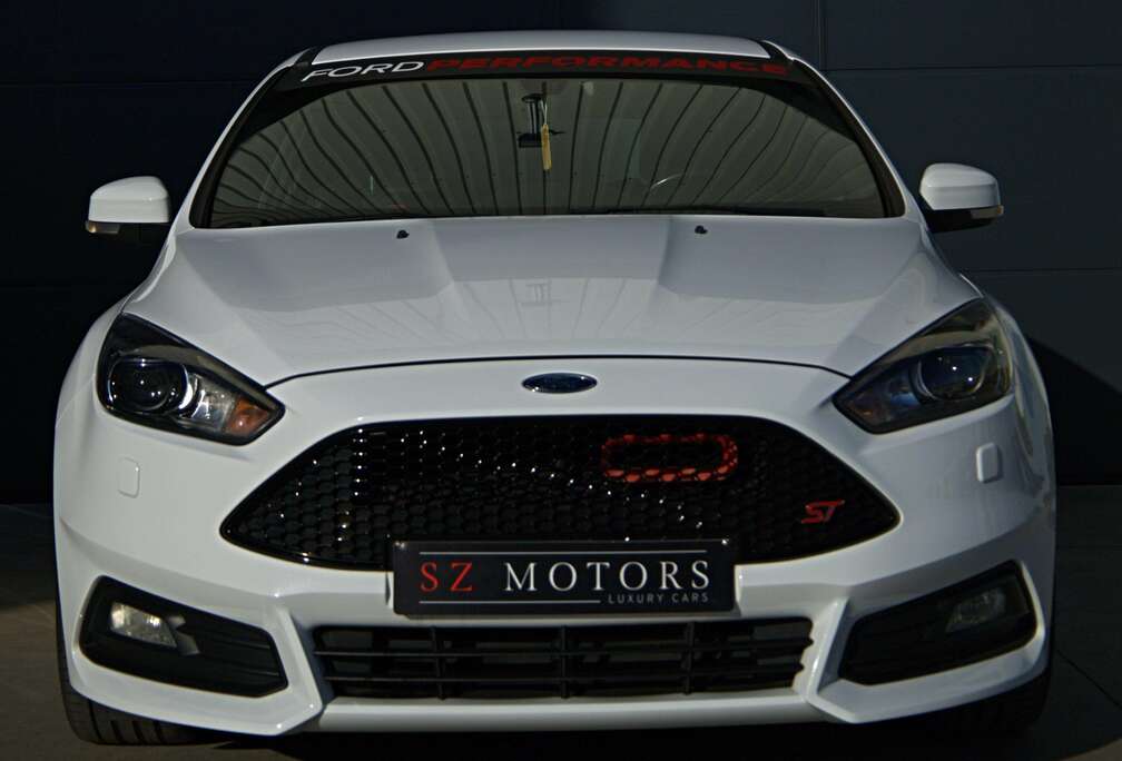 Ford 2.0 EcoBoost ST Leder Electrische Zetels  Uniek