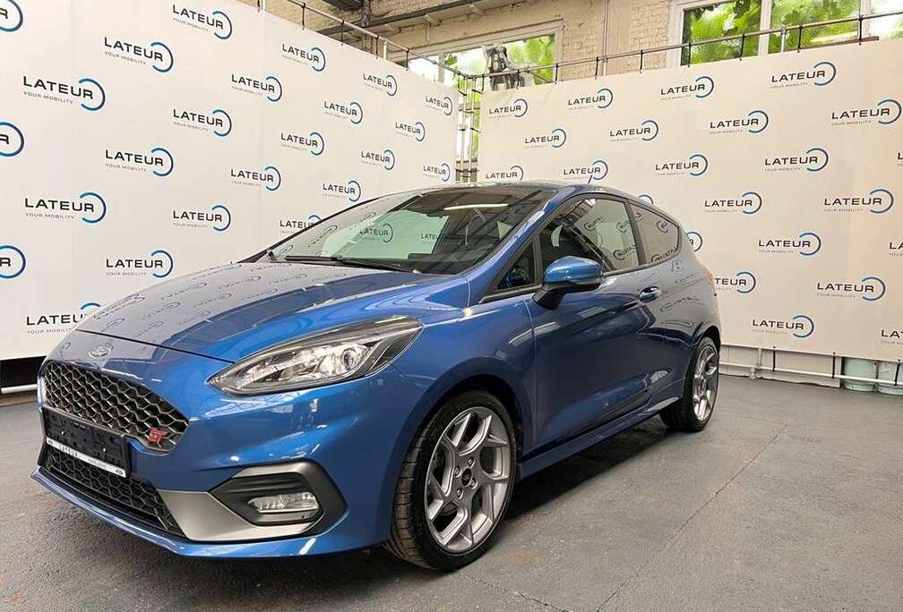 Ford New  ST+ 1.5i Ecoboost 200pk