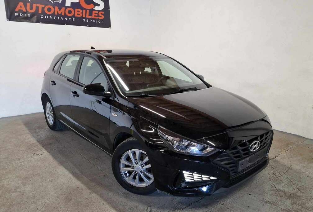 Hyundai 1.5i Air*PDC*CLIM*BLUETOOTH*LANE ASSIST*...