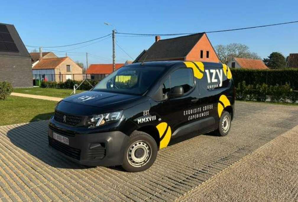 Peugeot 1.5 BlueHDi L1 STD Light Pro (EU6.2)