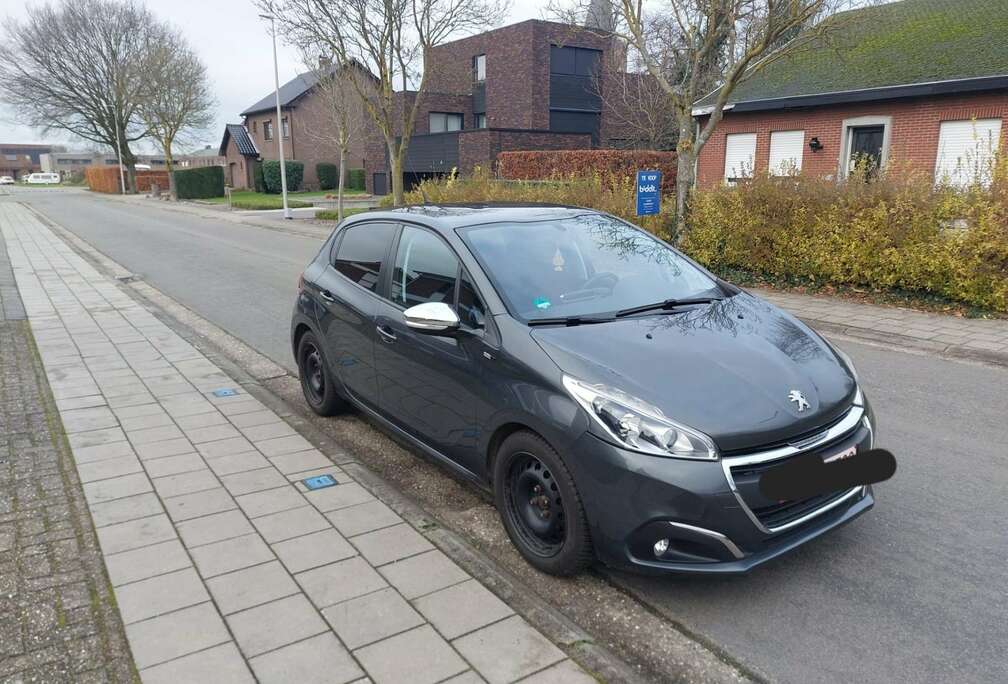 Peugeot Blue-HDi 100 Stop&Start Style