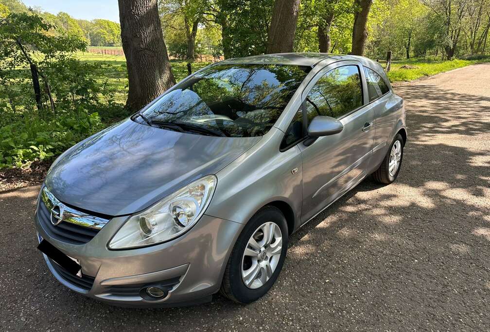 Opel Corsa 1.2 Enjoy