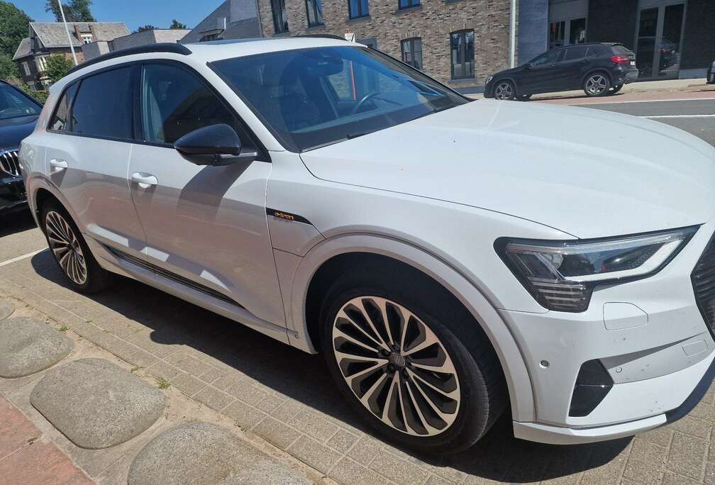 Audi 71 kWh 50 Quattro S line