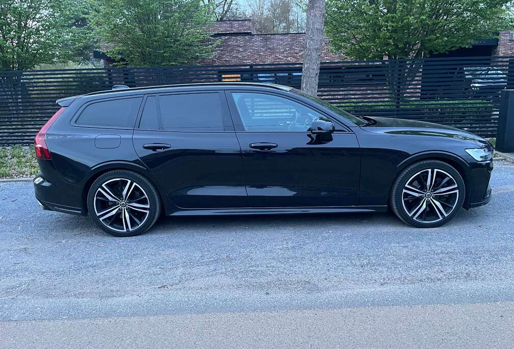 Volvo V60 2.0 T8 AWD PHEV R-Design Geartronic