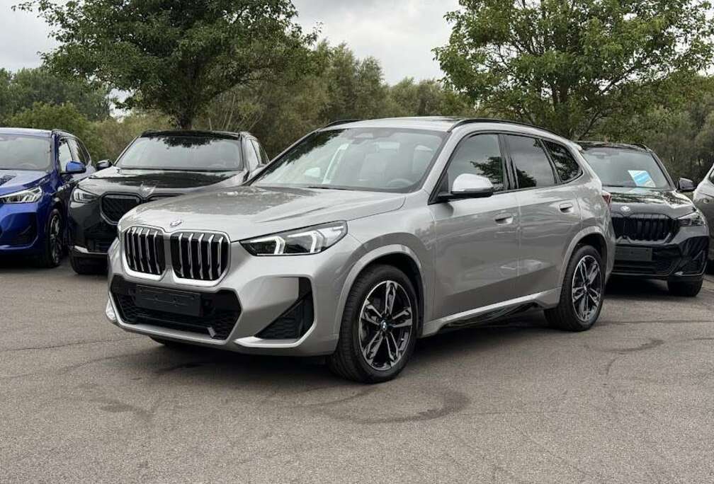 BMW sDrive18i M Sport  / KEYLESS / LEDER / PANO / ADPT LED / CAM