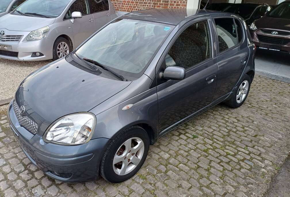 Toyota Yaris 1.3i VVT-i 16v Blue Line