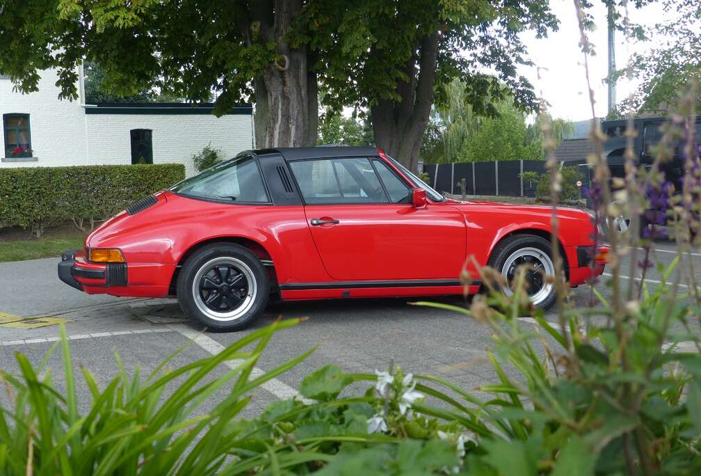 Porsche Targa 3.2 Carrera G50