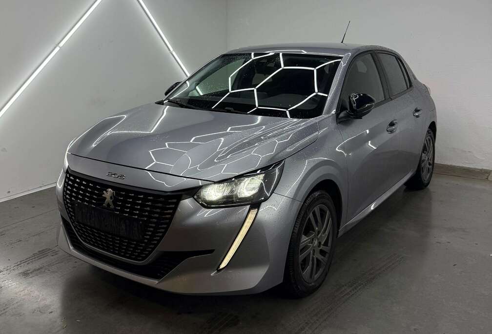 Peugeot 208 1.2i Active Pack GELEVERD MET NIEUWE DISTRIBUTIERIEM