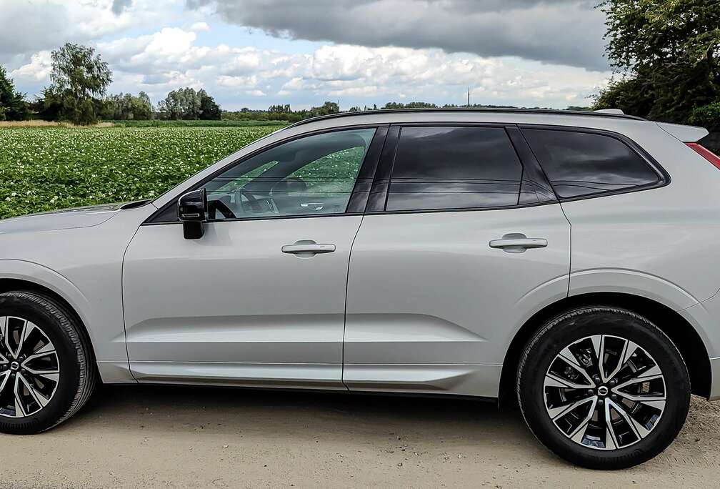 Volvo XC60 B4 B Plus Dark