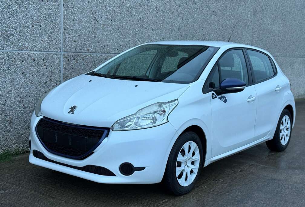 Peugeot 1.4d Airco Cd/Radio Cruis/C Start rijd perfect