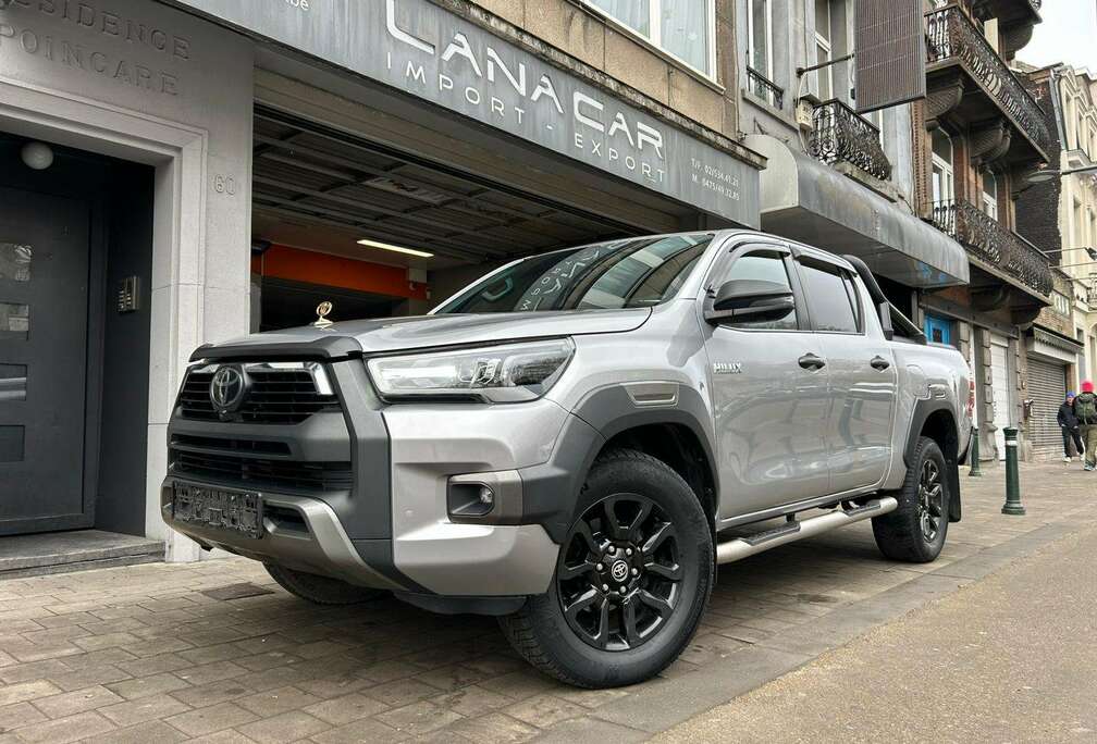 Toyota Hilux 2.8 D-4D 4WD Invincible