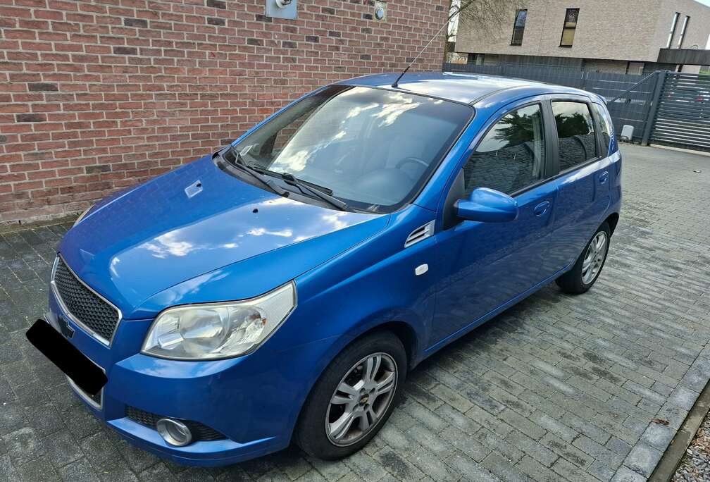 Chevrolet Aveo hatchback 1.4i LT