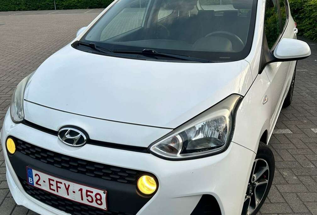 Hyundai 1.0 Intro Edition