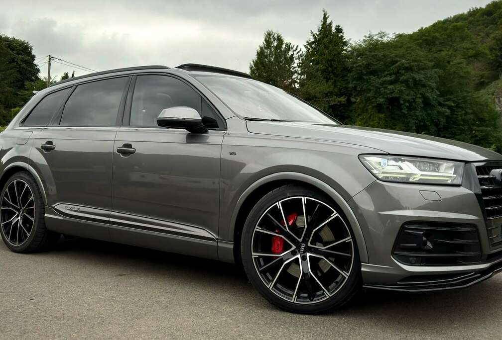 Audi 3.0 V6 TFSI S line kit SQ7