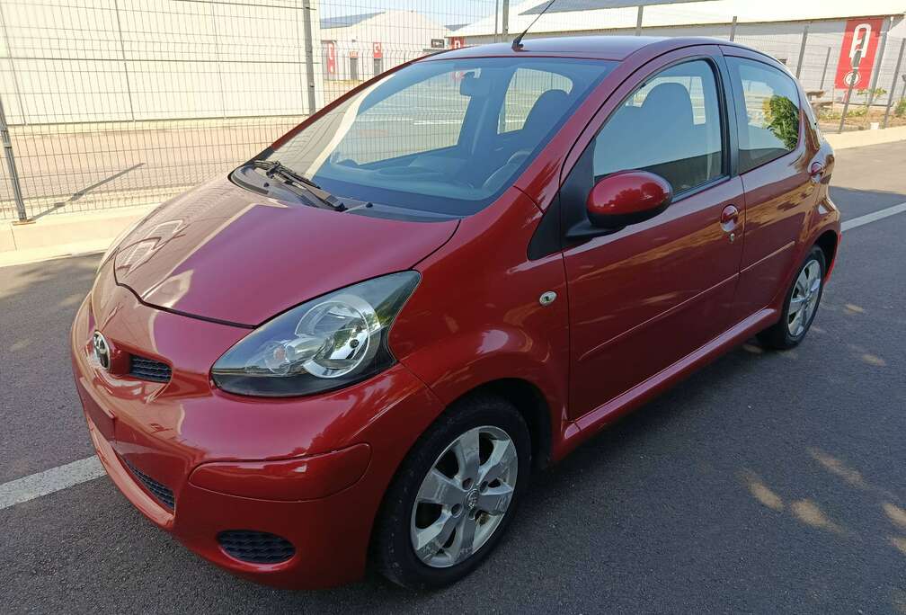 Toyota Aygo 1.0i VVT-i