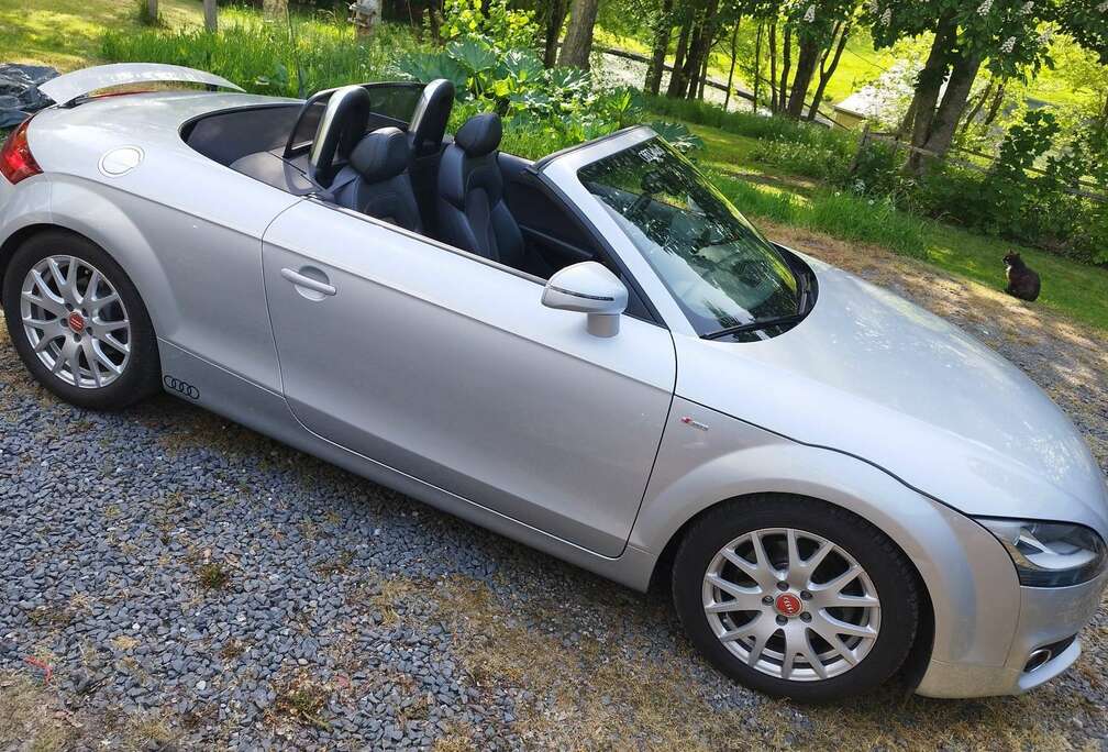 Audi Roadster 2.0 TFSI  S line S-Tronic