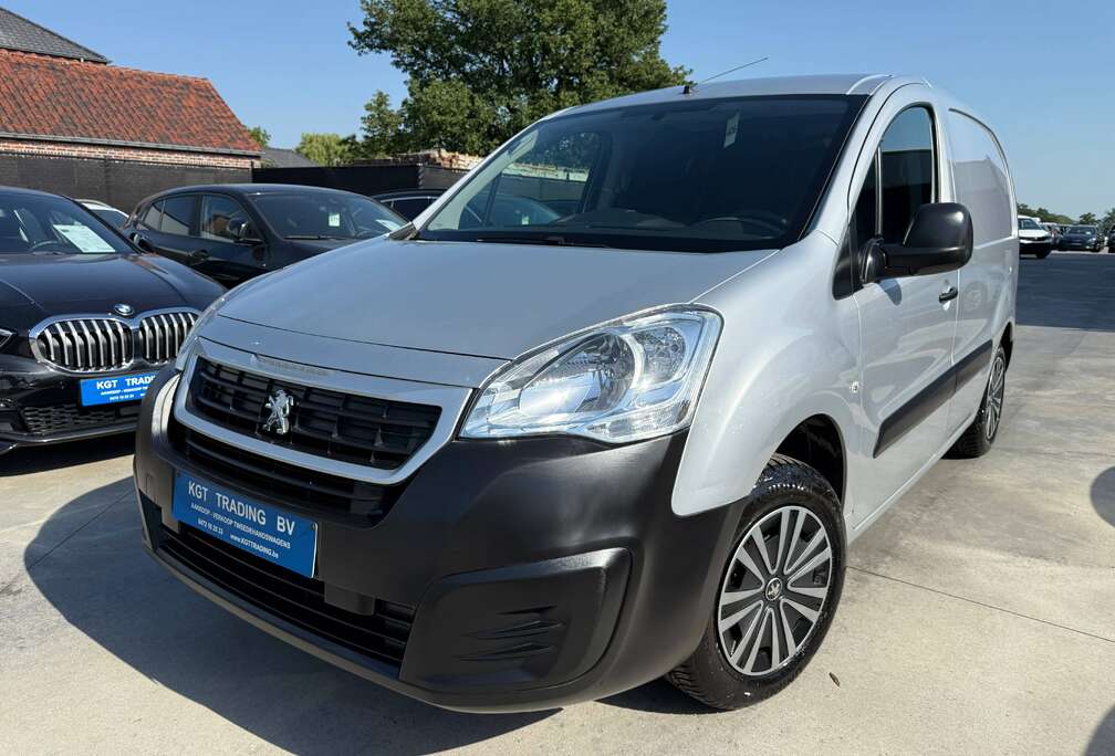 Peugeot 1.6 BLUEHDI 3 ZIT PARKEERSENSOREN BLUETOOTH AIRCO CARPASS