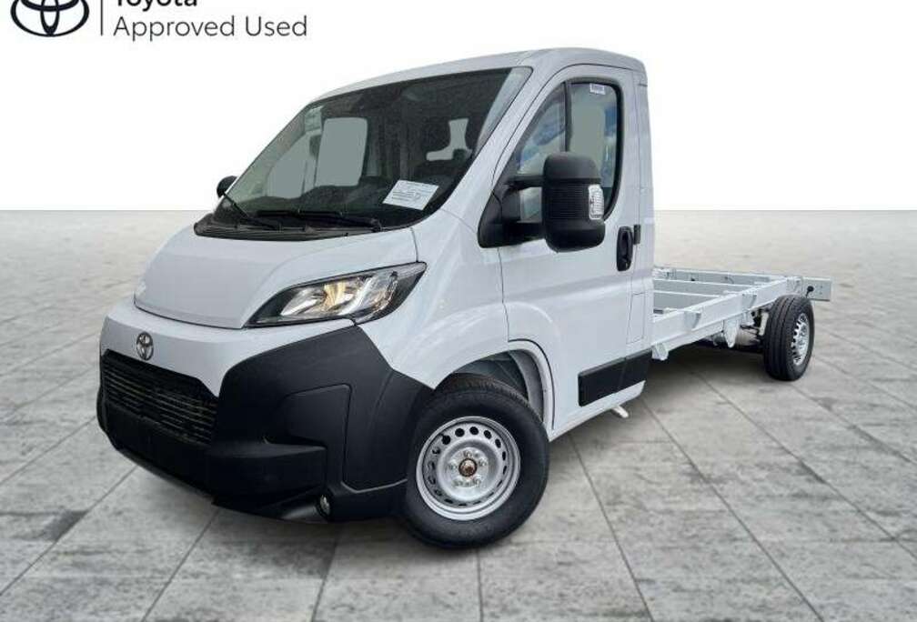 Toyota Max Chassis L3H1 2.2 Diesel 180pk AT Comfort