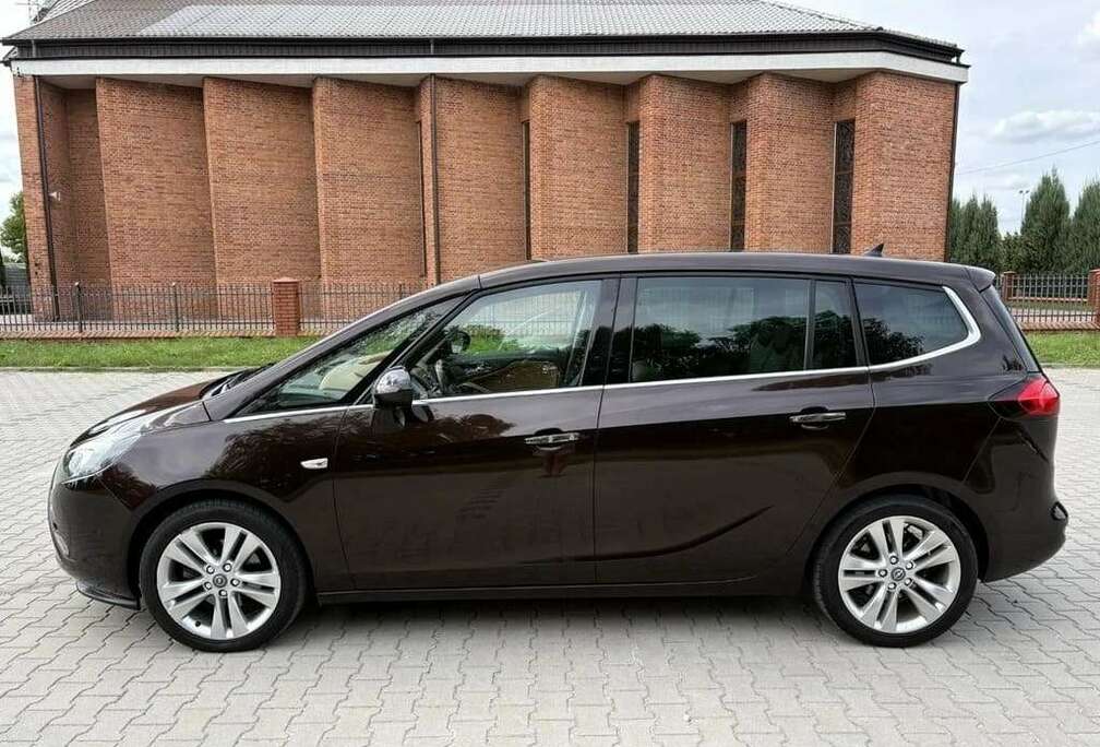 Opel Zafira 1.8i XE 16v Elegance