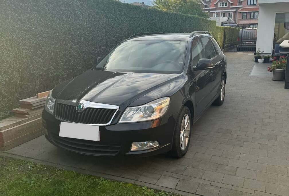 Skoda SW 1.6 CR TDi Elegance DPF