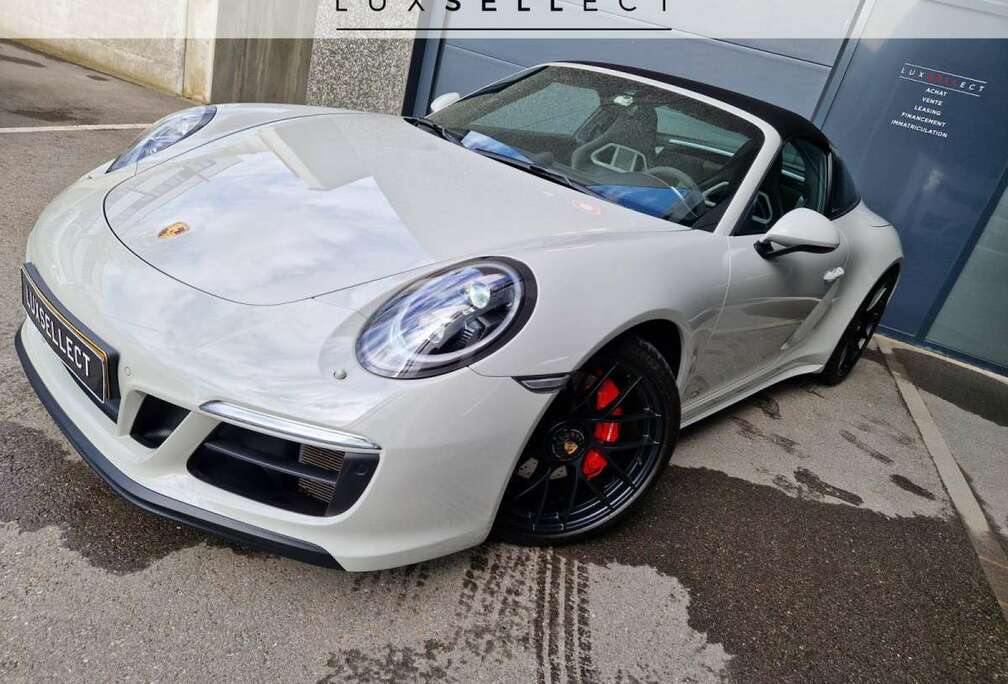 Porsche TARGA 4 GTS / LIFT / PDDC / EXHAUST / CARBON SEATS