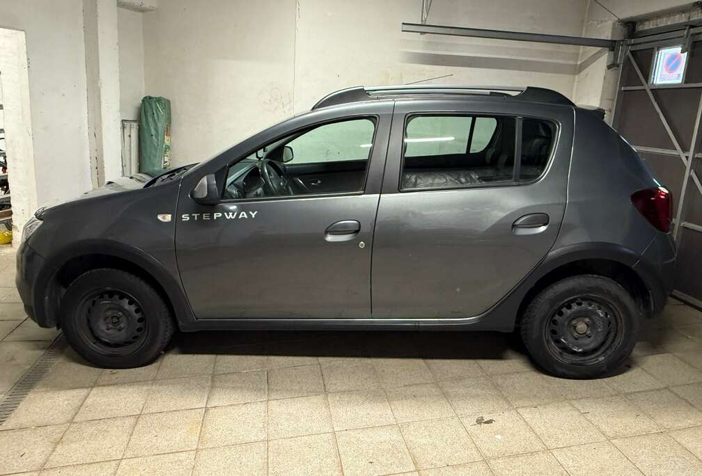 Dacia Sandero Stepway Plus TCE 90