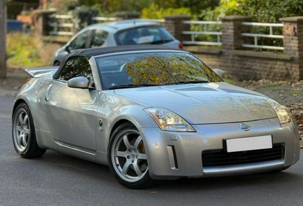 Nissan Cabriolet.   Tel  0470301722