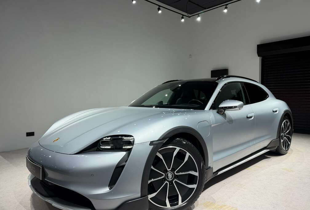 Porsche Cross Turismo 4 93.4 kWh/DUAL SCREEN/SPORT CHRONO/