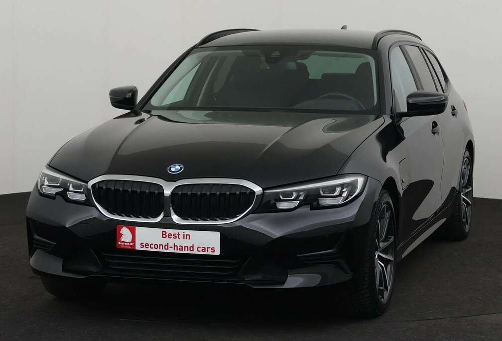 BMW e TOURING iA PHEV + GPS + LEDER + CARPLAY + CAMERA