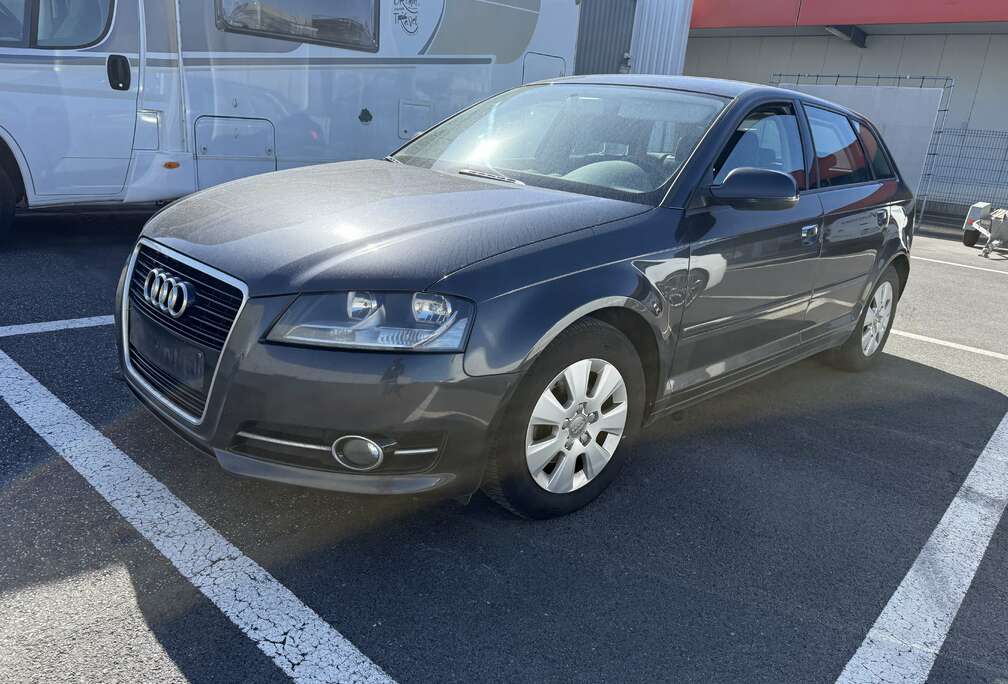 Audi 1.6 TDI Sportback DPF Attraction