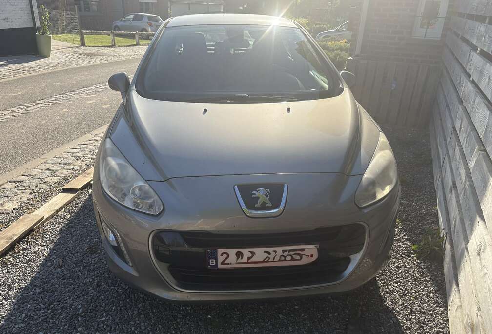 Peugeot 1.6i Active