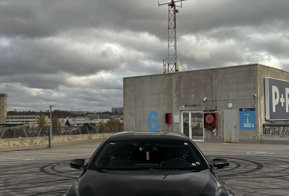 BMW Gran Coupé 4.4 V8 DKG