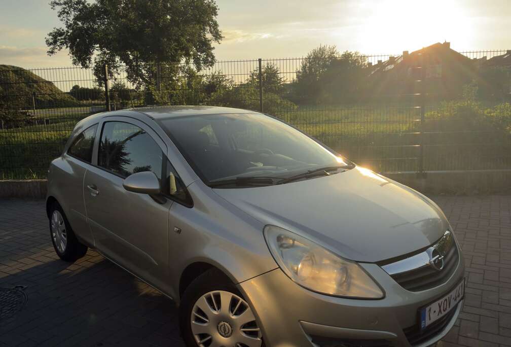 Opel 1.0 (2010)