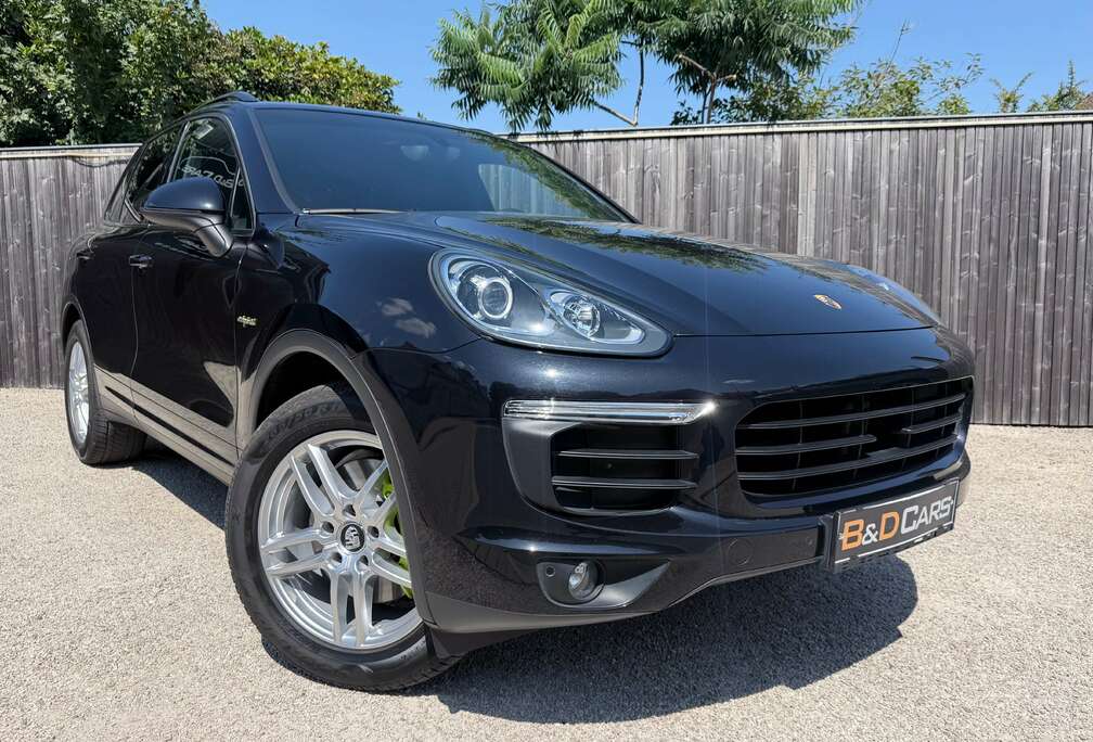 Porsche Cayenne 3.0i V6 plug-In-Hybrid Tiptronic S  NETTO: €23.132