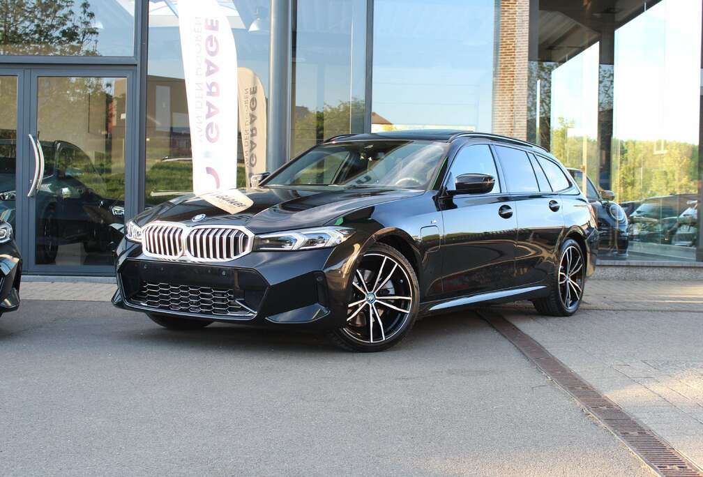 BMW e Touring M Sport / PANO / HUD / CAM / BLINDSPOT