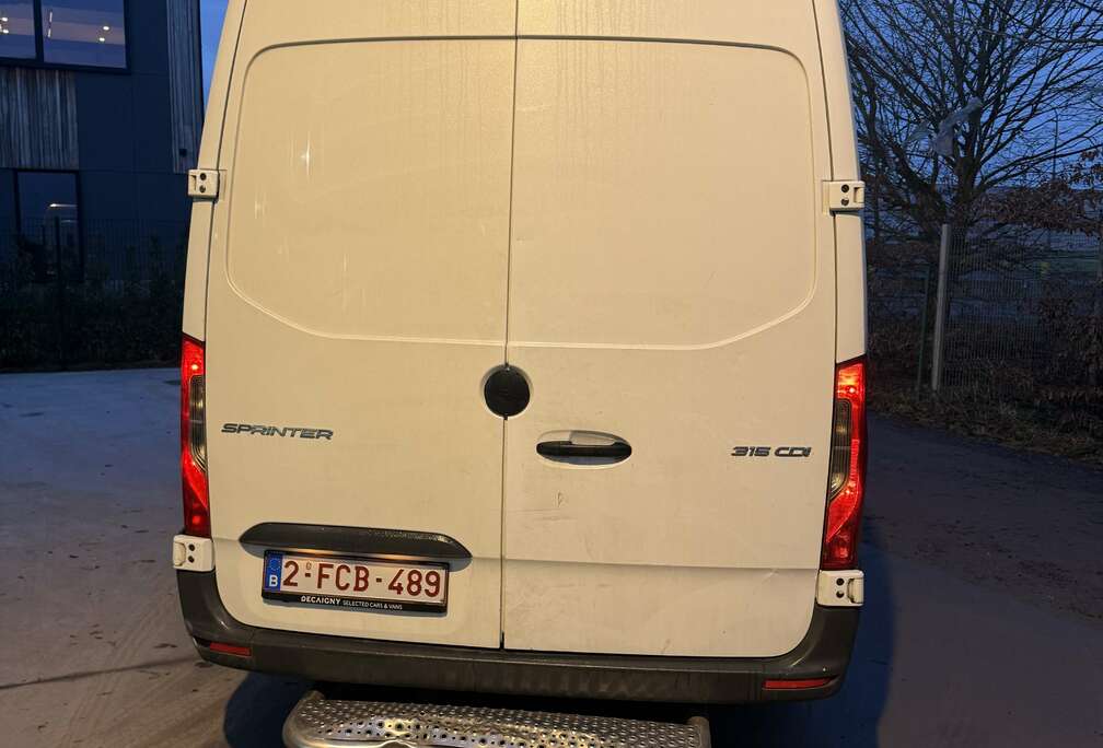 Mercedes-Benz FGN 315 CDI 37N 3.5t