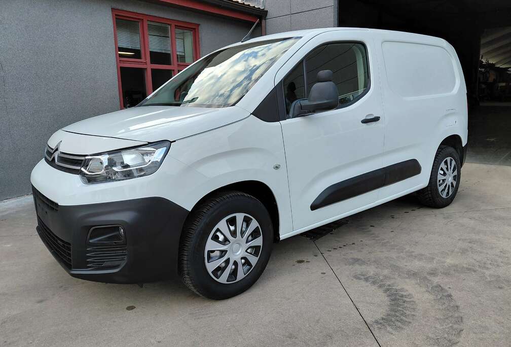 Citroen 55000 km, 3 plaatsen, Navi, 1 jaar garantie