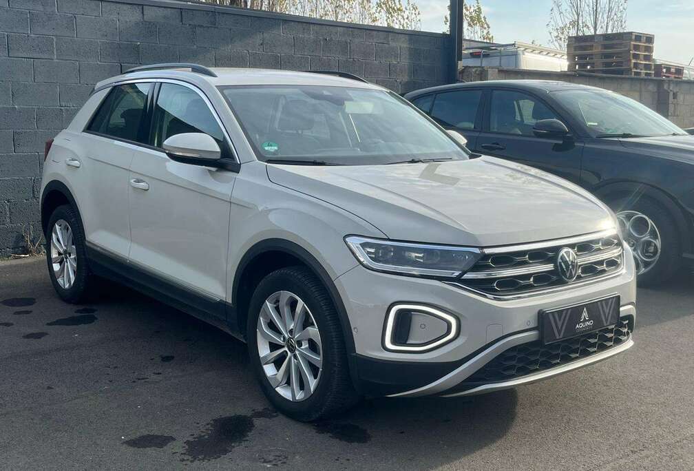 Volkswagen NAVI / ALCANTARA / CLIM / RADAR AV&ARR