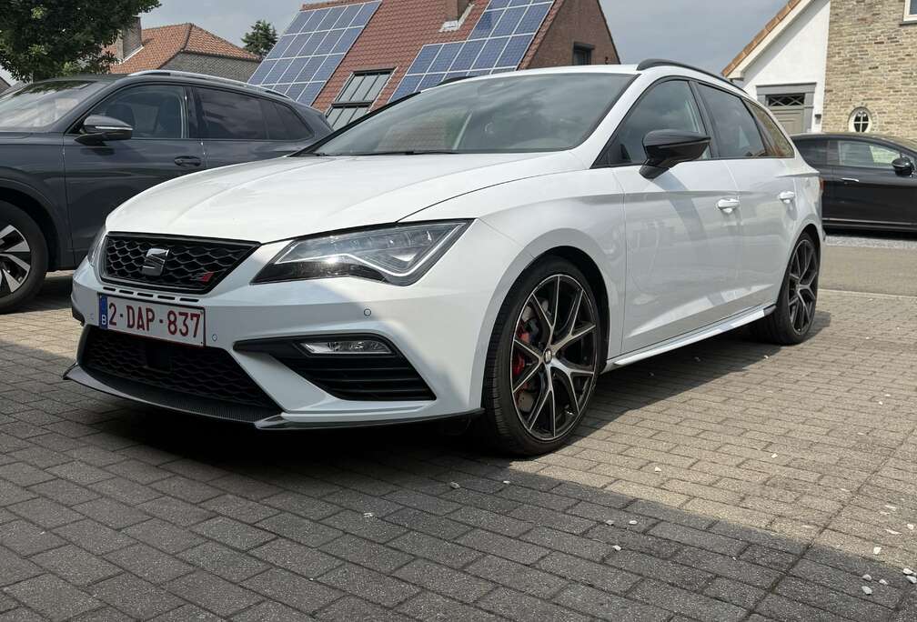 SEAT ST 2.0 TSI Start&Stop 4Drive DSG Cupra 300 Edition