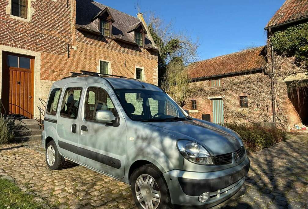 Renault 1.6 benzine airco automaat rolstoelvervoer