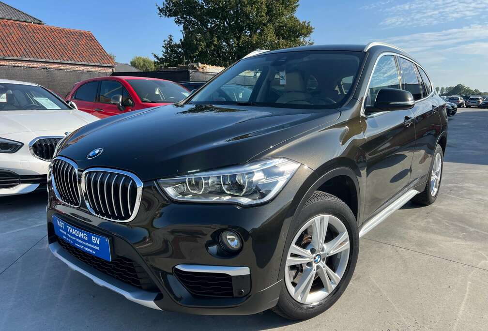 BMW 2.0iA AUTOMAAT NAVIGATIE LEDER XENON LED PDC ALU